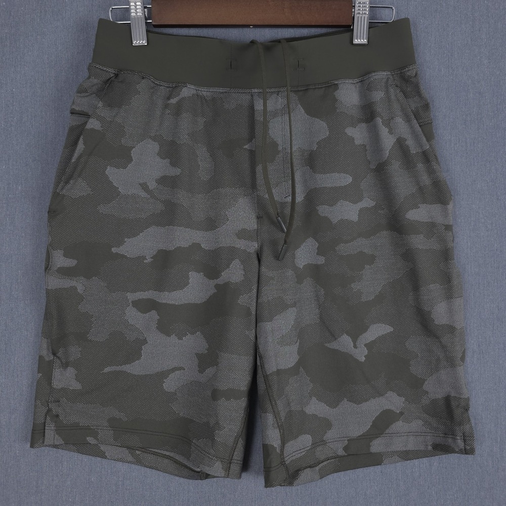 Lululemon T.H.E. Short 9" Mesh Linerless Shorts Mesh Olive Camo Mens Medium Gym